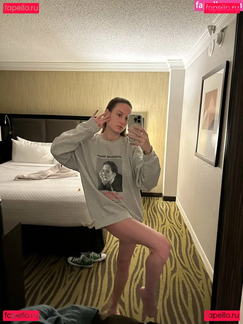 Brie Larson Onlyfans Photo Gallery 