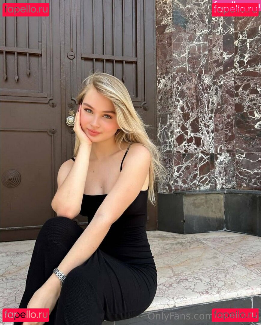 minimila Nude Onlyfans Photo 39