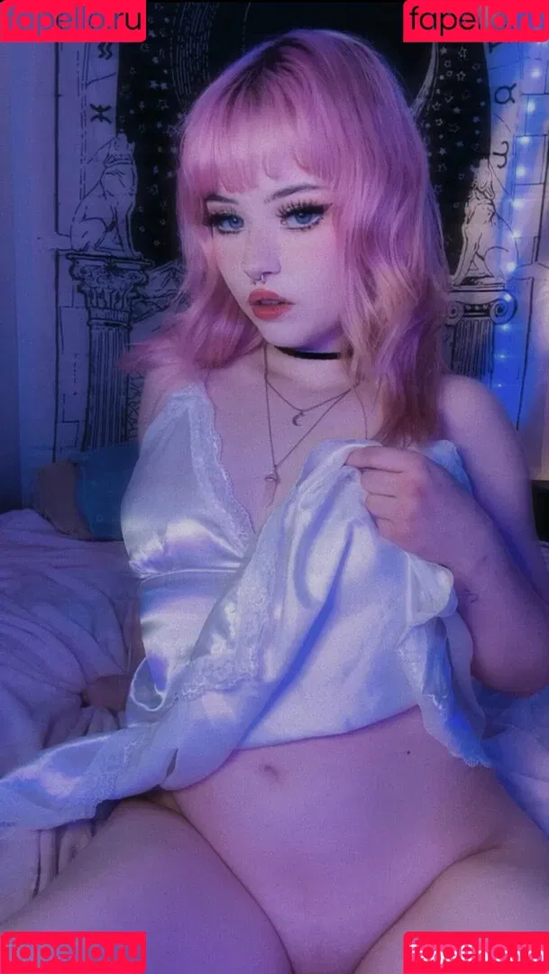 mothgray Onlyfans Photo Gallery 