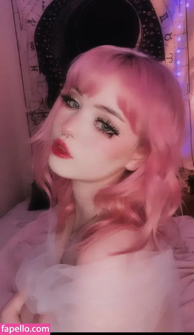 mothgray Onlyfans Photo Gallery 