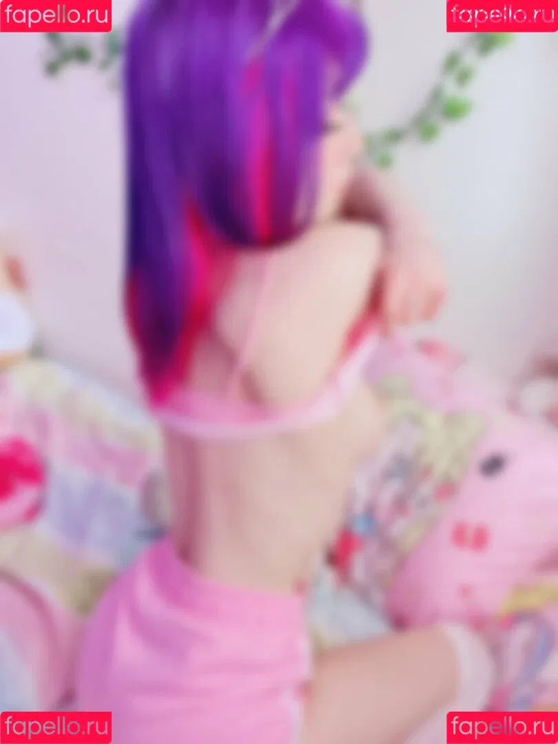 Starrymidsummer Onlyfans Photo Gallery 
