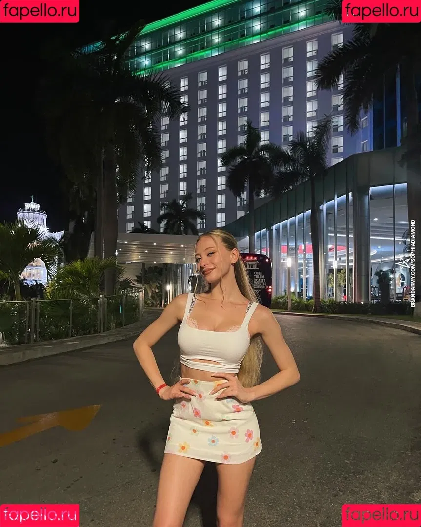 sophia.ilysm Onlyfans Photo Gallery 