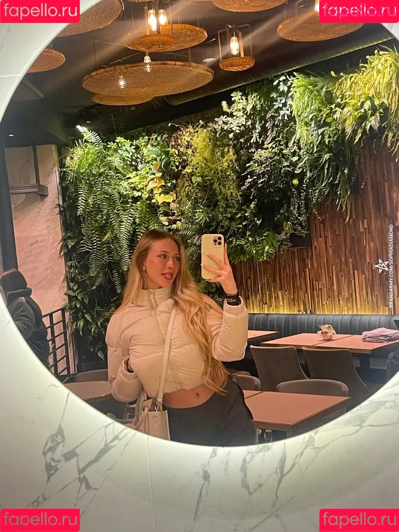 sophia.ilysm Onlyfans Photo Gallery 