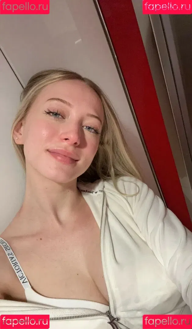 sophia.ilysm Onlyfans Photo Gallery 