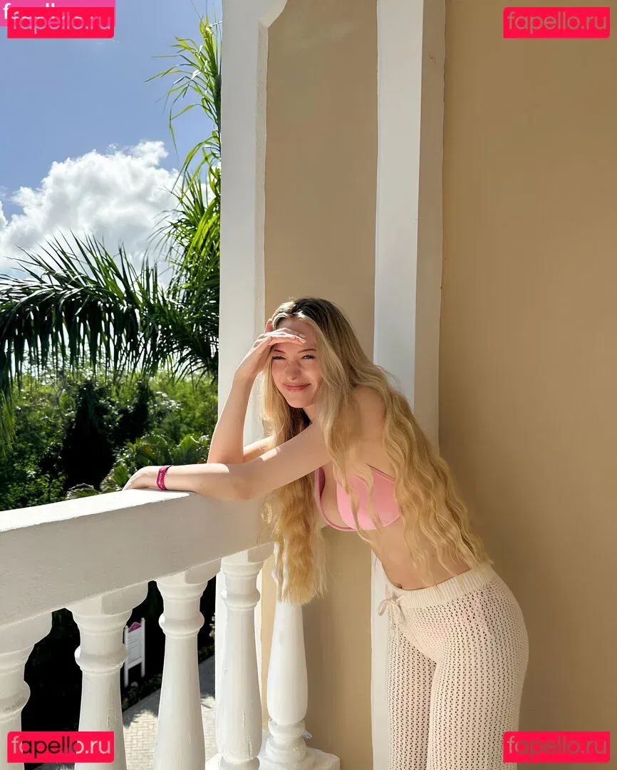 sophia.ilysm Onlyfans Photo Gallery 