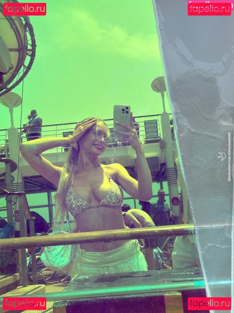 sophia.ilysm Onlyfans Photo Gallery 