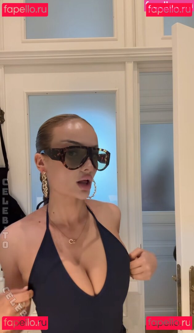 Luna Rabea Nude Onlyfans Photo 19