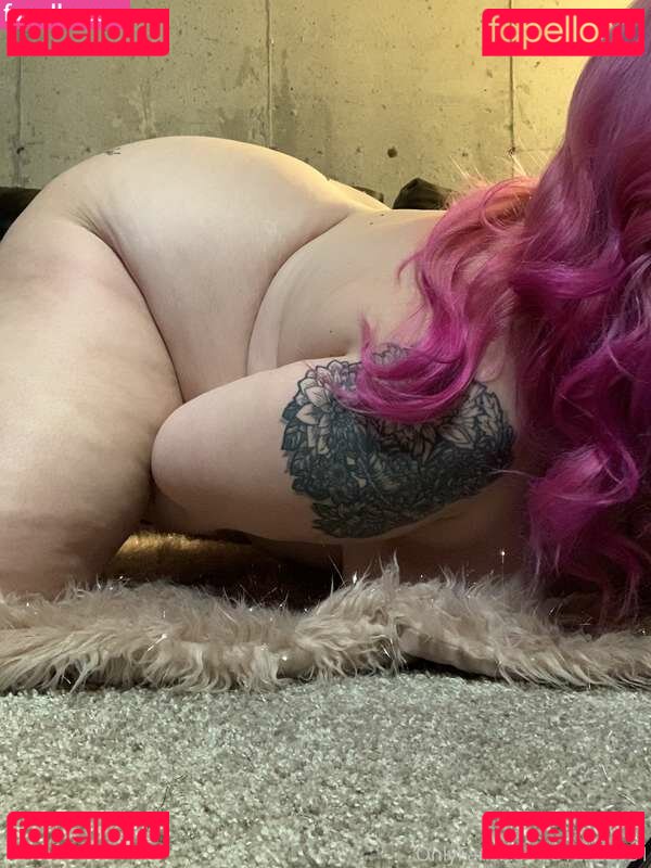 Giggly Nymph Nude Onlyfans Photo 24