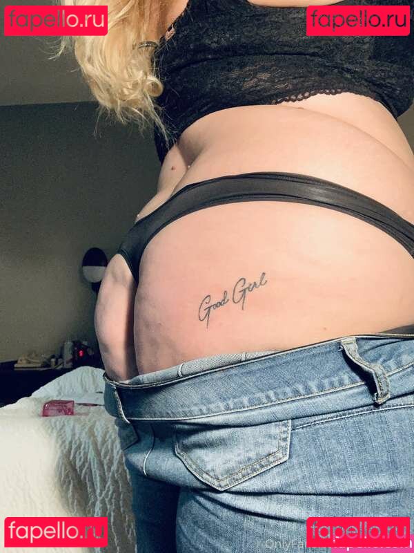 Giggly Nymph Nude Onlyfans Photo 21