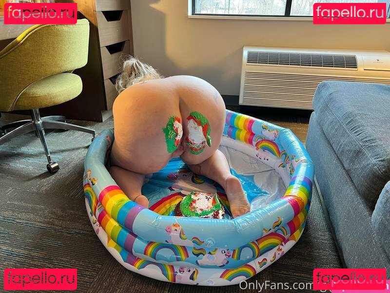 Giggly Nymph Nude Onlyfans Photo 10