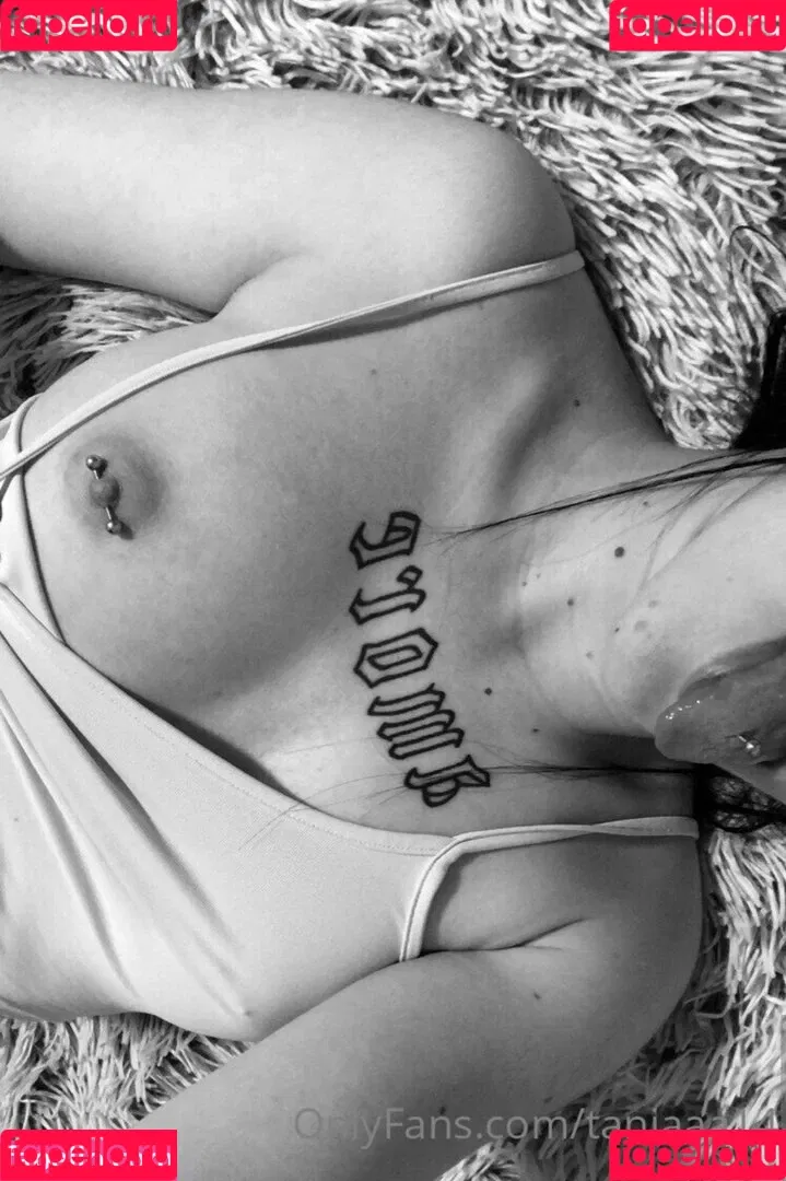 iamronela Onlyfans Photo Gallery 