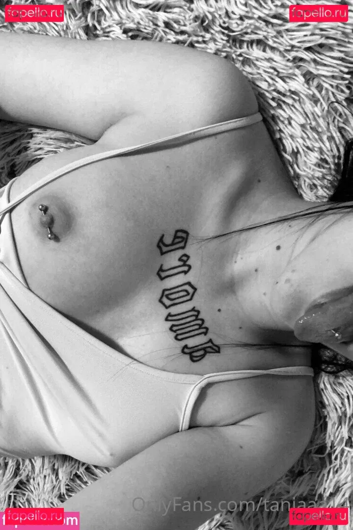 iamronela Onlyfans Photo Gallery 