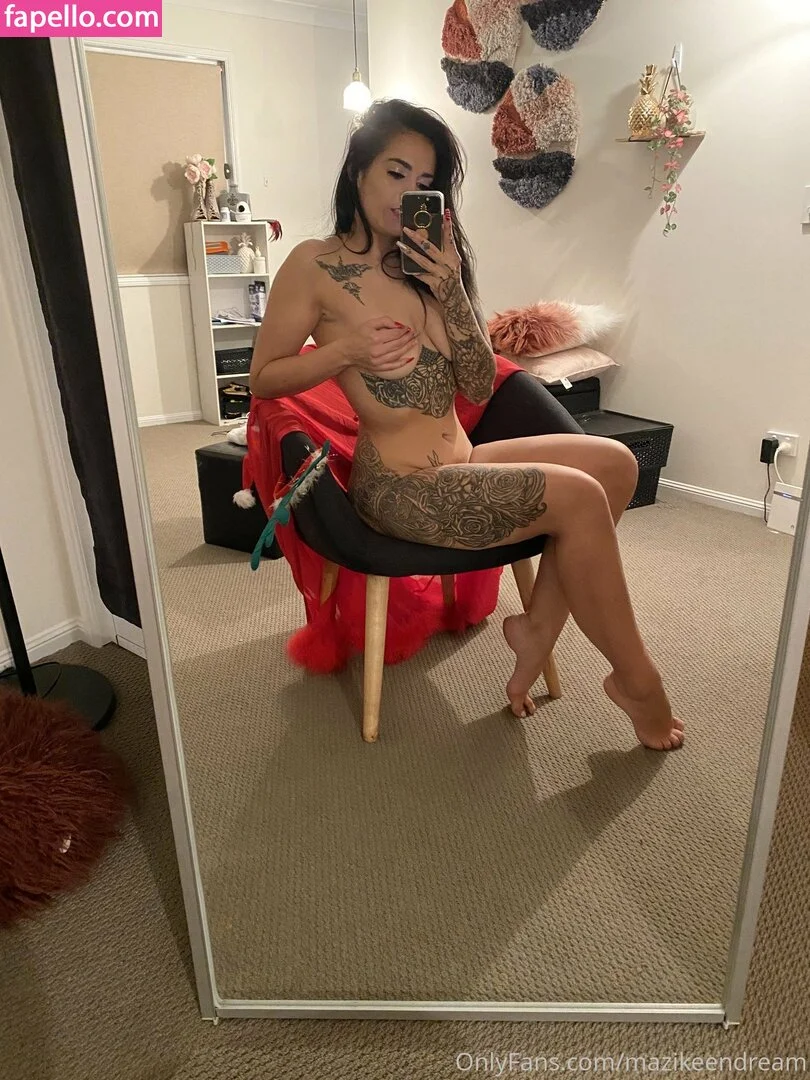 mazikeendream Onlyfans Photo Gallery 
