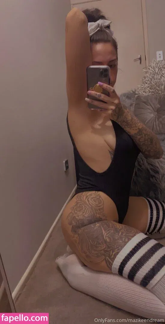 mazikeendream Onlyfans Photo Gallery 