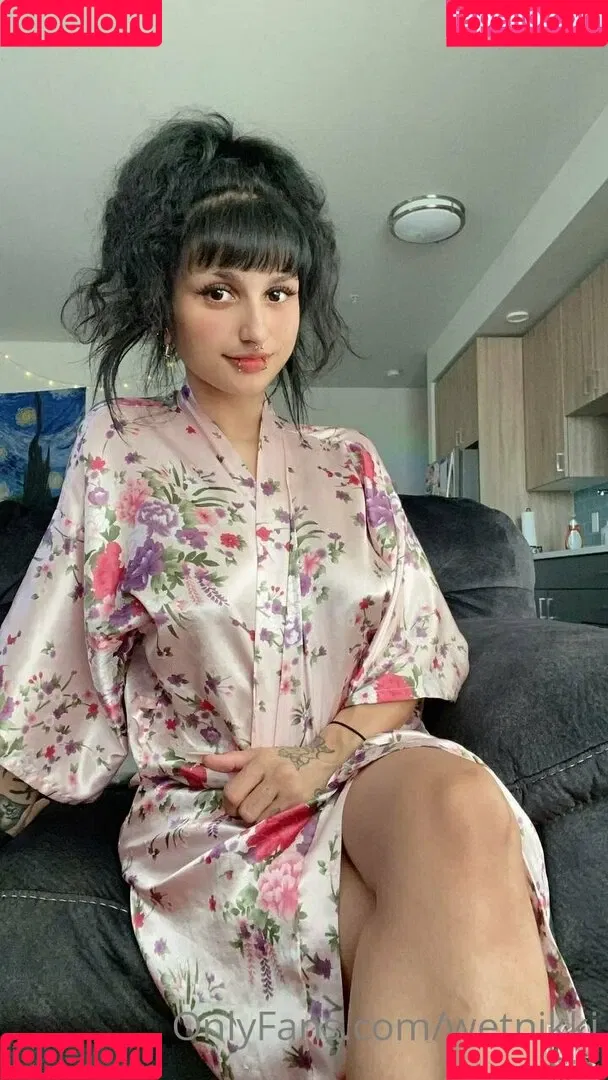 wetnikki Onlyfans Photo Gallery 