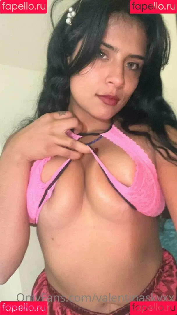 valentinaskyxx Onlyfans Photo Gallery 