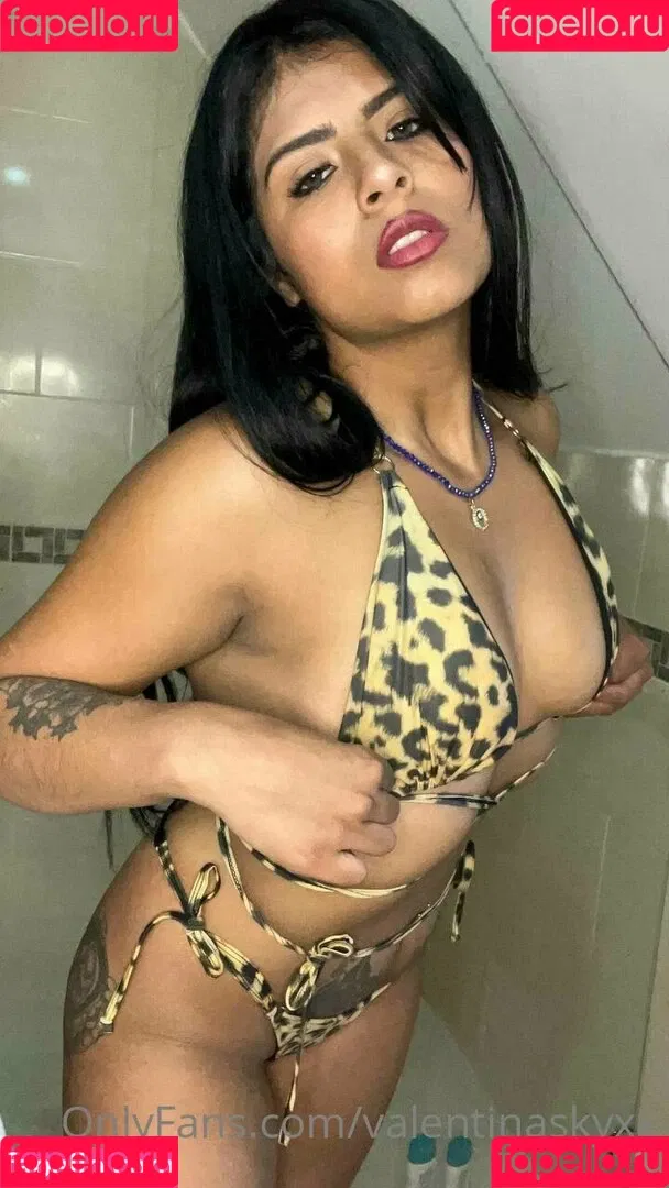 valentinaskyxx Onlyfans Photo Gallery 