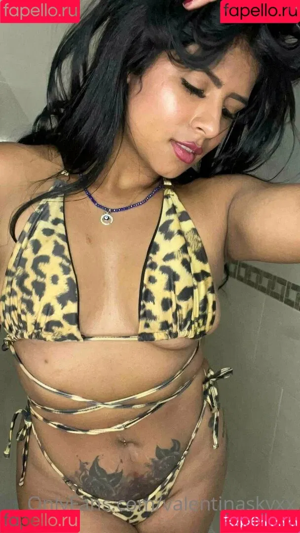 valentinaskyxx Onlyfans Photo Gallery 