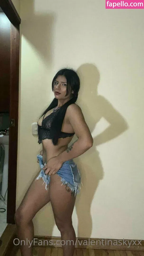 valentinaskyxx Onlyfans Photo Gallery 