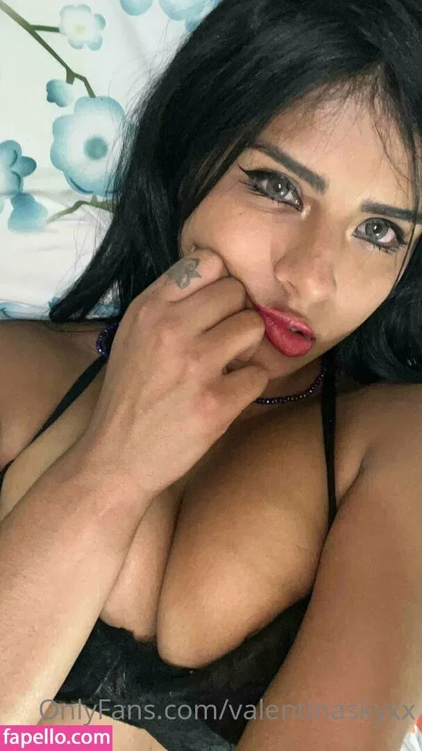 valentinaskyxx Onlyfans Photo Gallery 