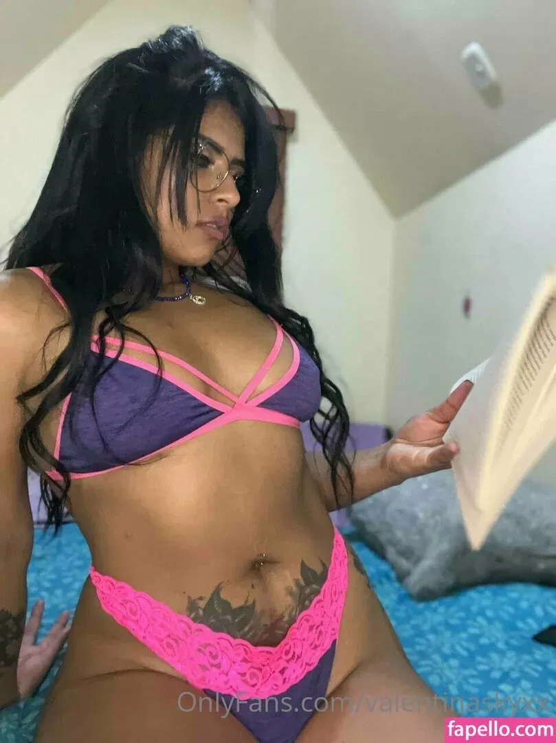 valentinaskyxx Onlyfans Photo Gallery 