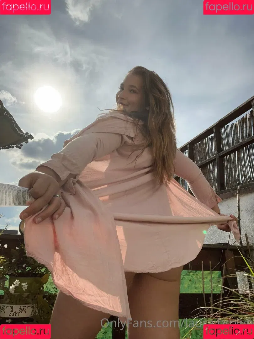 laura.brown Onlyfans Photo Gallery 