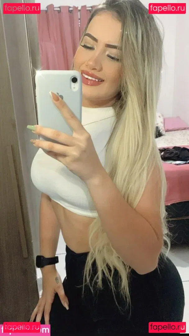 laura.brown Onlyfans Photo Gallery 