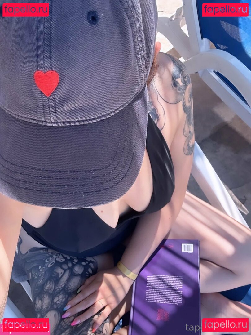 tapetitecassiefree Nude Onlyfans Photo 5