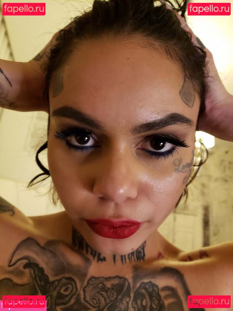 Genevieve Sinn Nude Onlyfans Photo 9