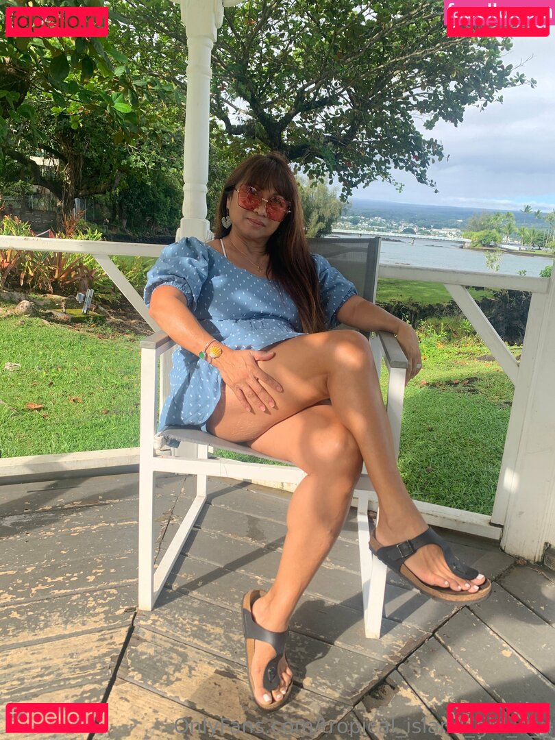 tropical_island_girl_4_u Nude Onlyfans Photo 18