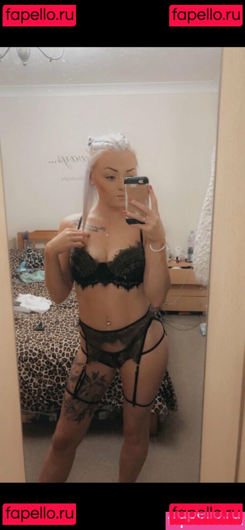 Sophhh22 Nude Onlyfans Photo 10