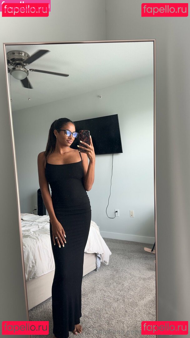 TheRealGiana Nude Onlyfans Photo 14