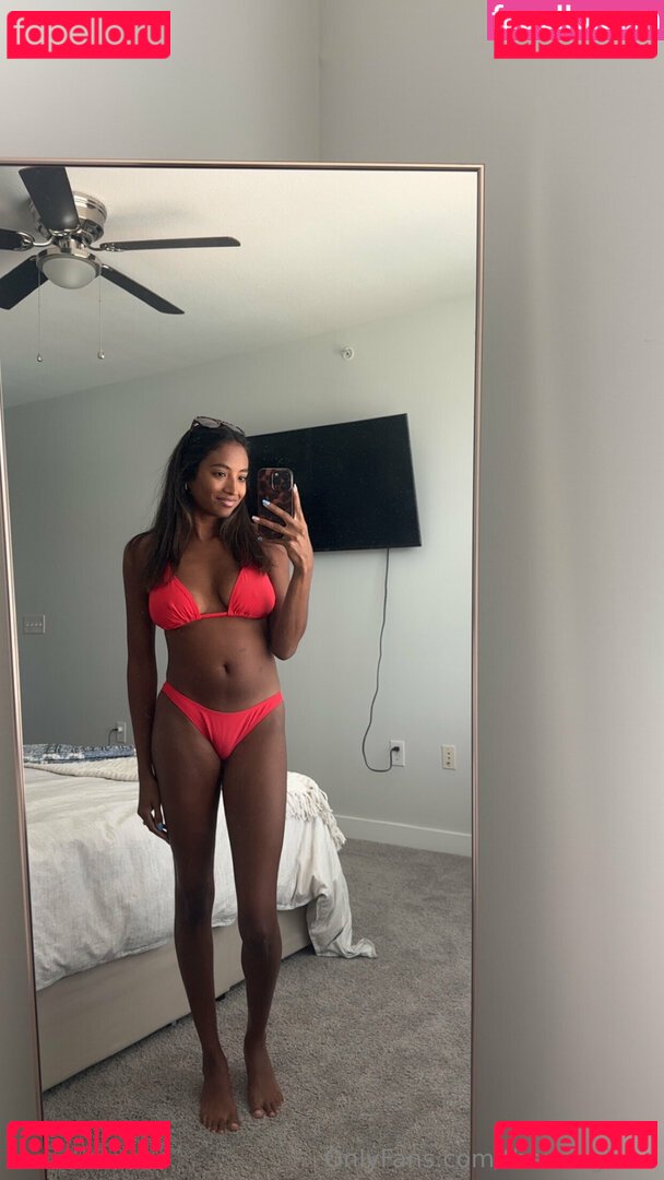 TheRealGiana Nude Onlyfans Photo 12
