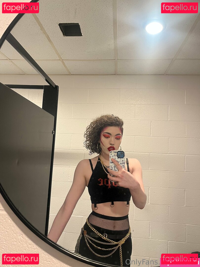 Nixi XS Nude Onlyfans Photo 8
