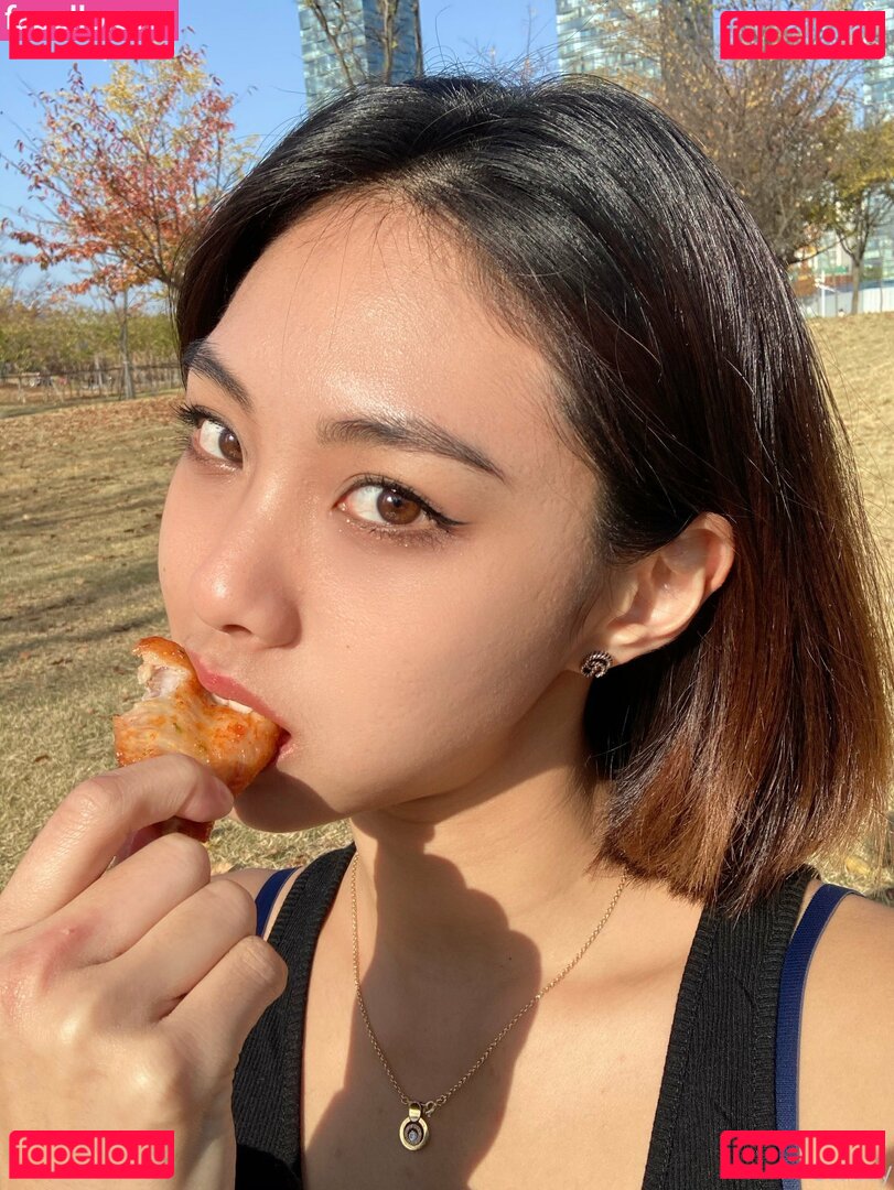 s.kim Nude Onlyfans Photo 17