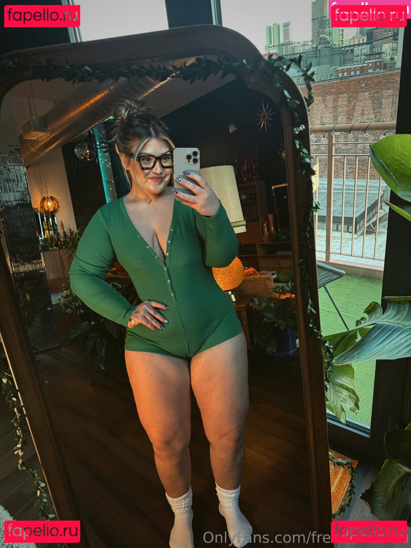 freedemibleu Nude Onlyfans Photo 20