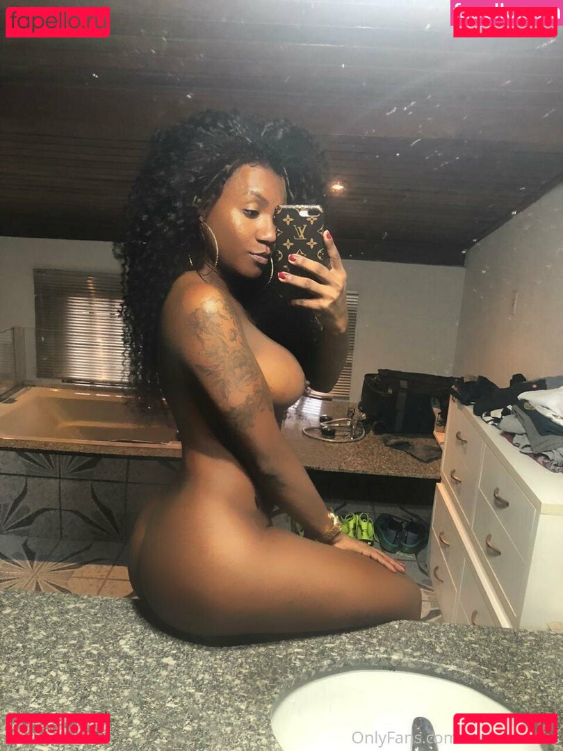 sarinhadiass Nude Onlyfans Photo 13