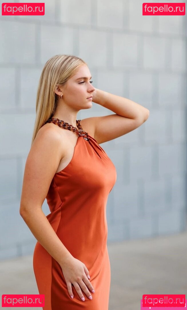 Samantha V Nude Onlyfans Photo 6