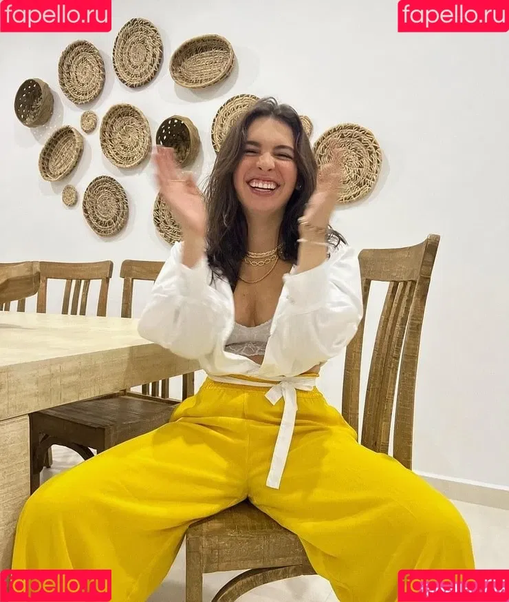 Isabella Gomez Onlyfans Photo Gallery 