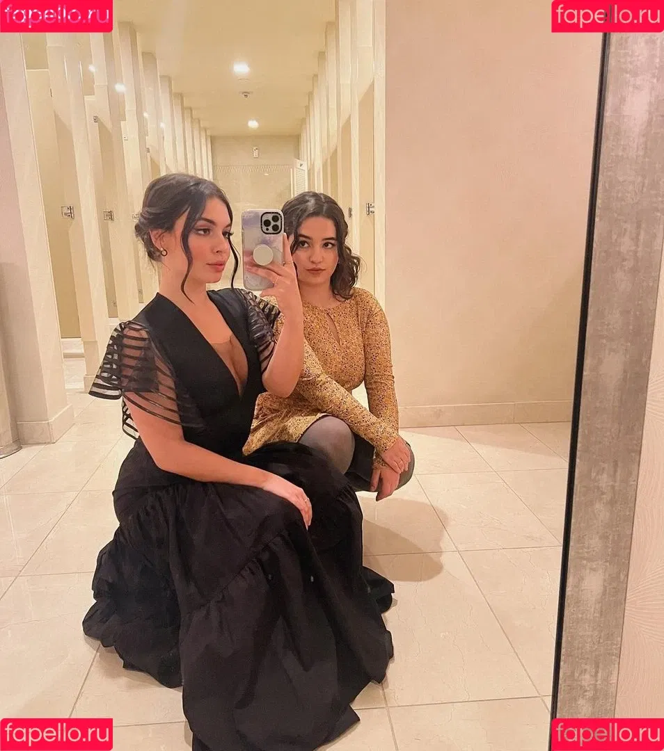 Isabella Gomez Onlyfans Photo Gallery 