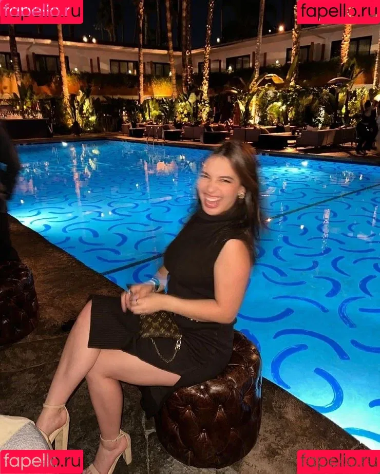Isabella Gomez Onlyfans Photo Gallery 