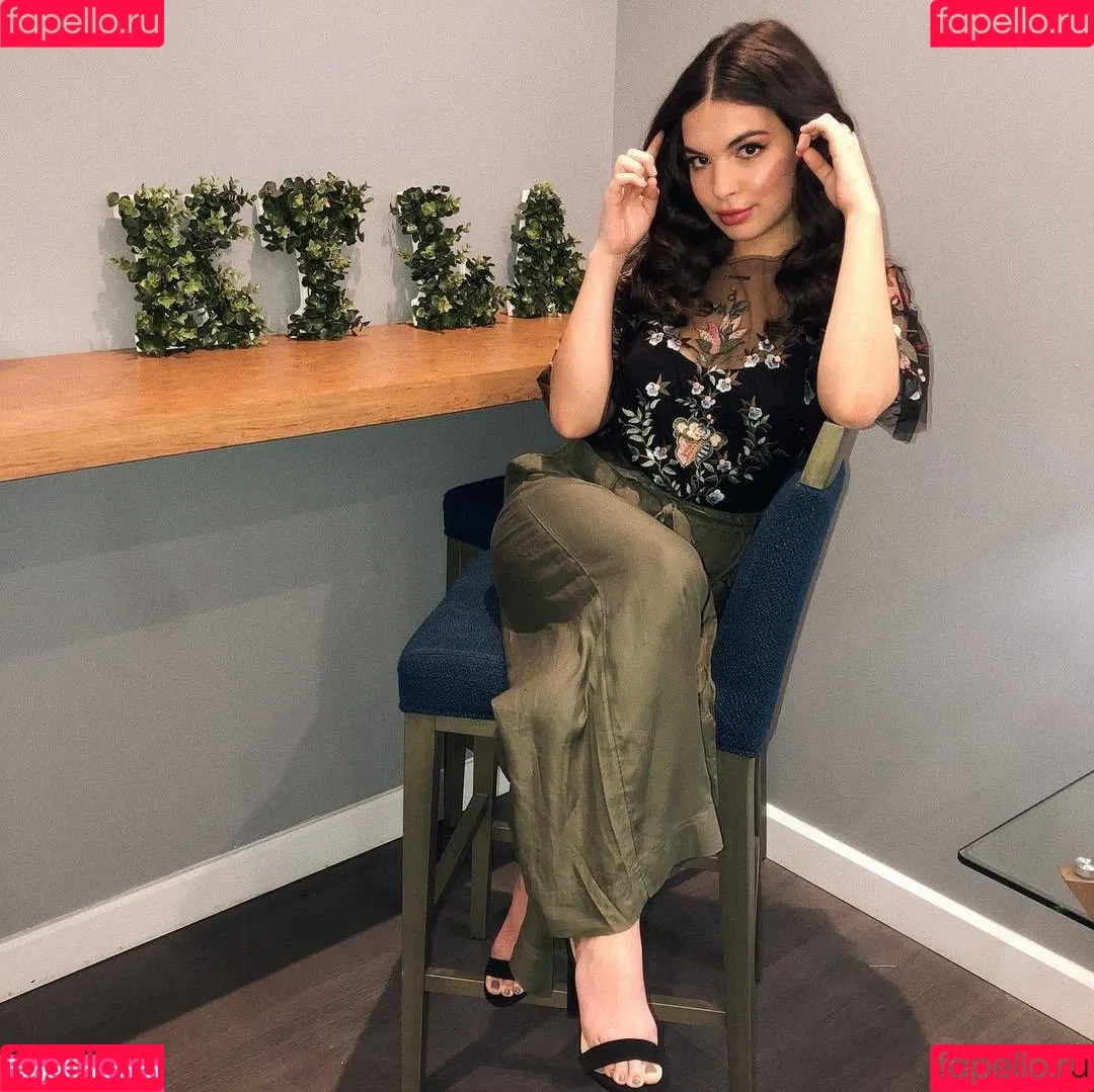 Isabella Gomez Onlyfans Photo Gallery 