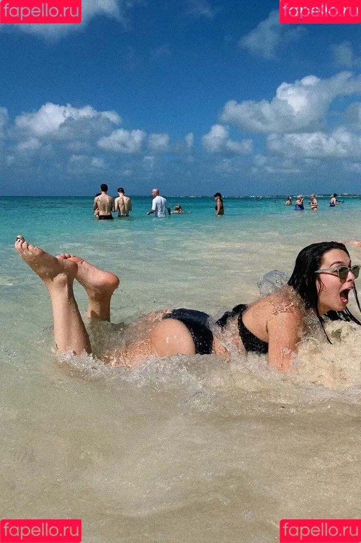Isabella Gomez Onlyfans Photo Gallery 