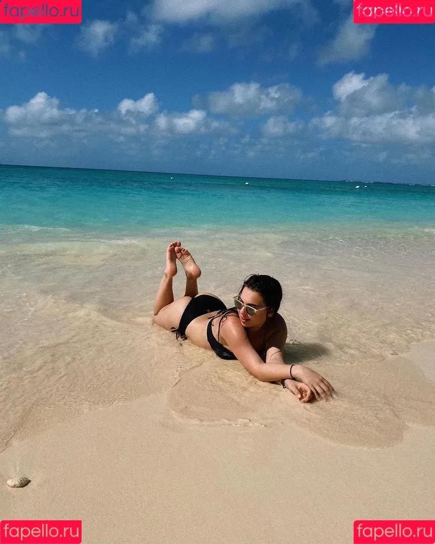 Isabella Gomez Onlyfans Photo Gallery 