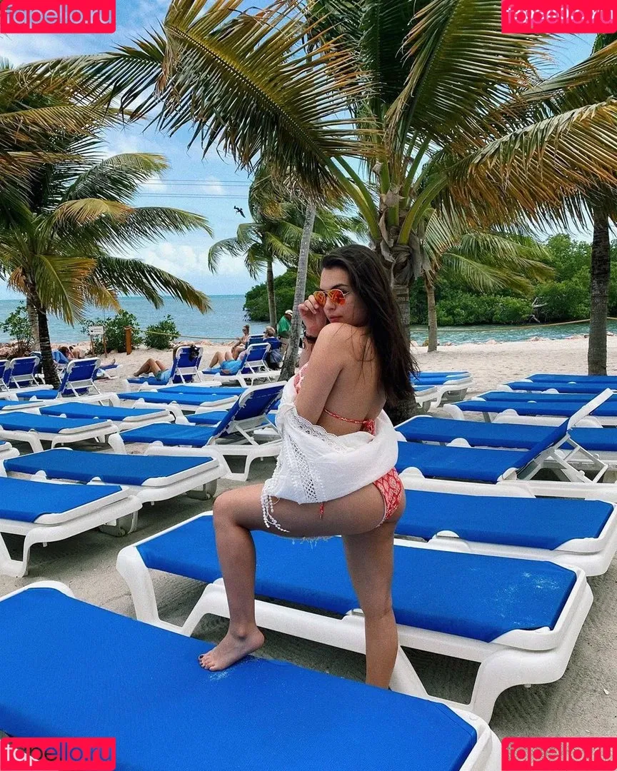 Isabella Gomez Onlyfans Photo Gallery 