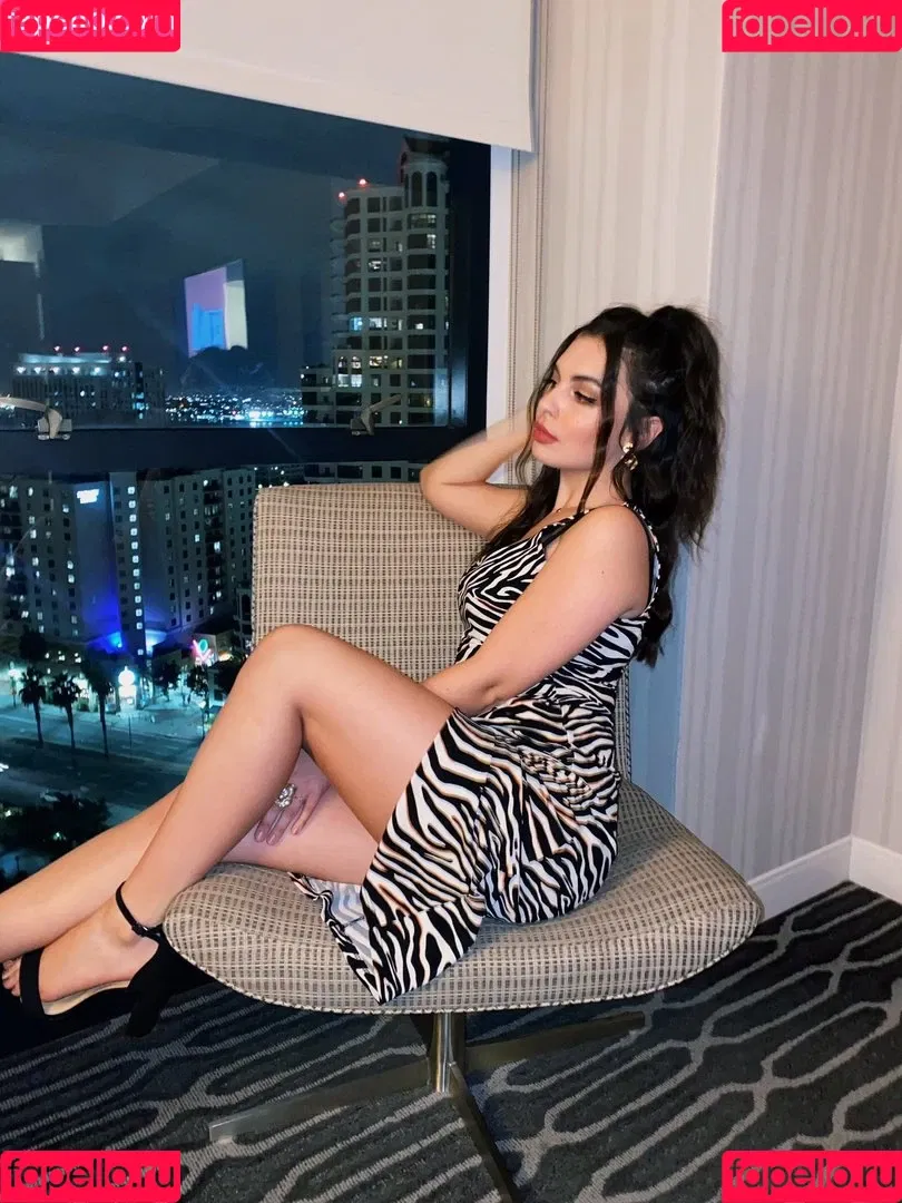 Isabella Gomez Onlyfans Photo Gallery 