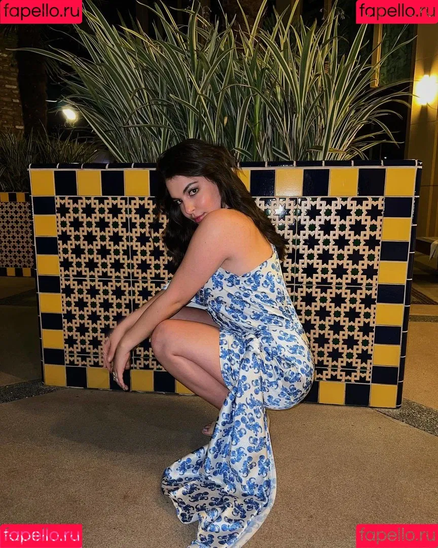 Isabella Gomez Onlyfans Photo Gallery 