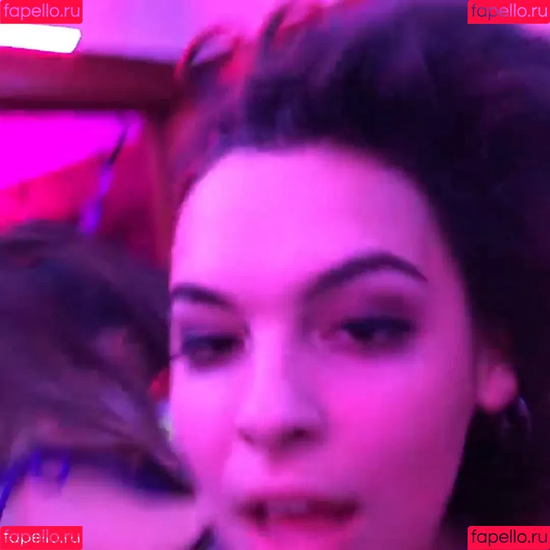 Isabella Gomez Onlyfans Photo Gallery 
