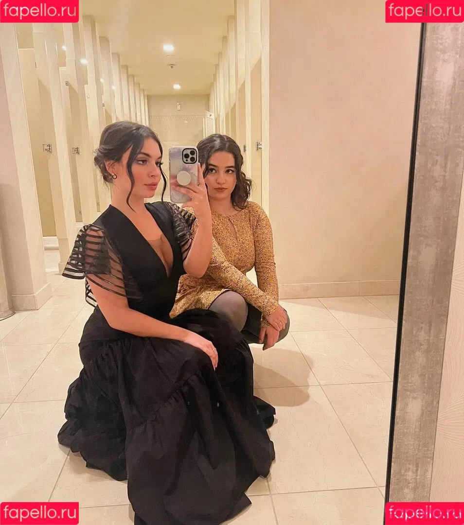 Isabella Gomez Onlyfans Photo Gallery 