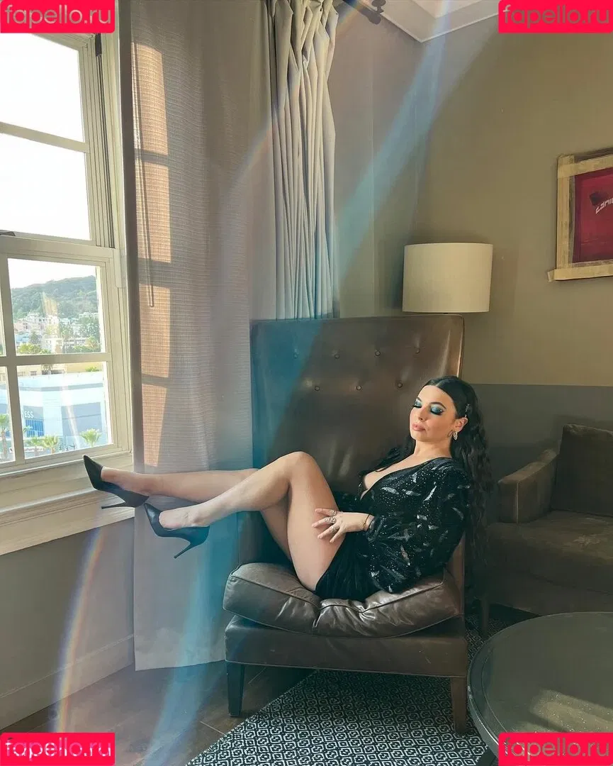 Isabella Gomez Onlyfans Photo Gallery 